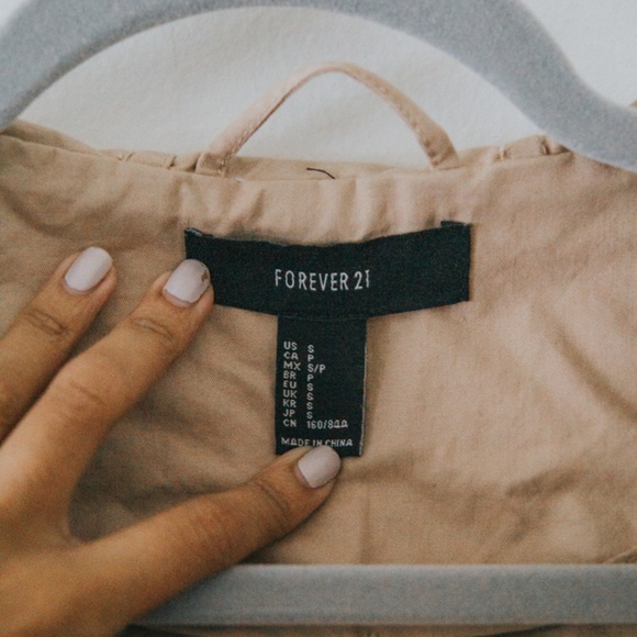 Lightweight tan spring jacket - Picture 2 of 2